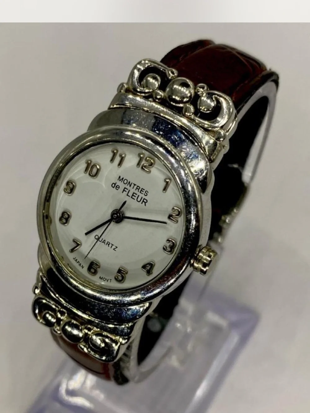 Designer ***  Silver Case * Tan  Leather Strap Quartz Watch ^^^
